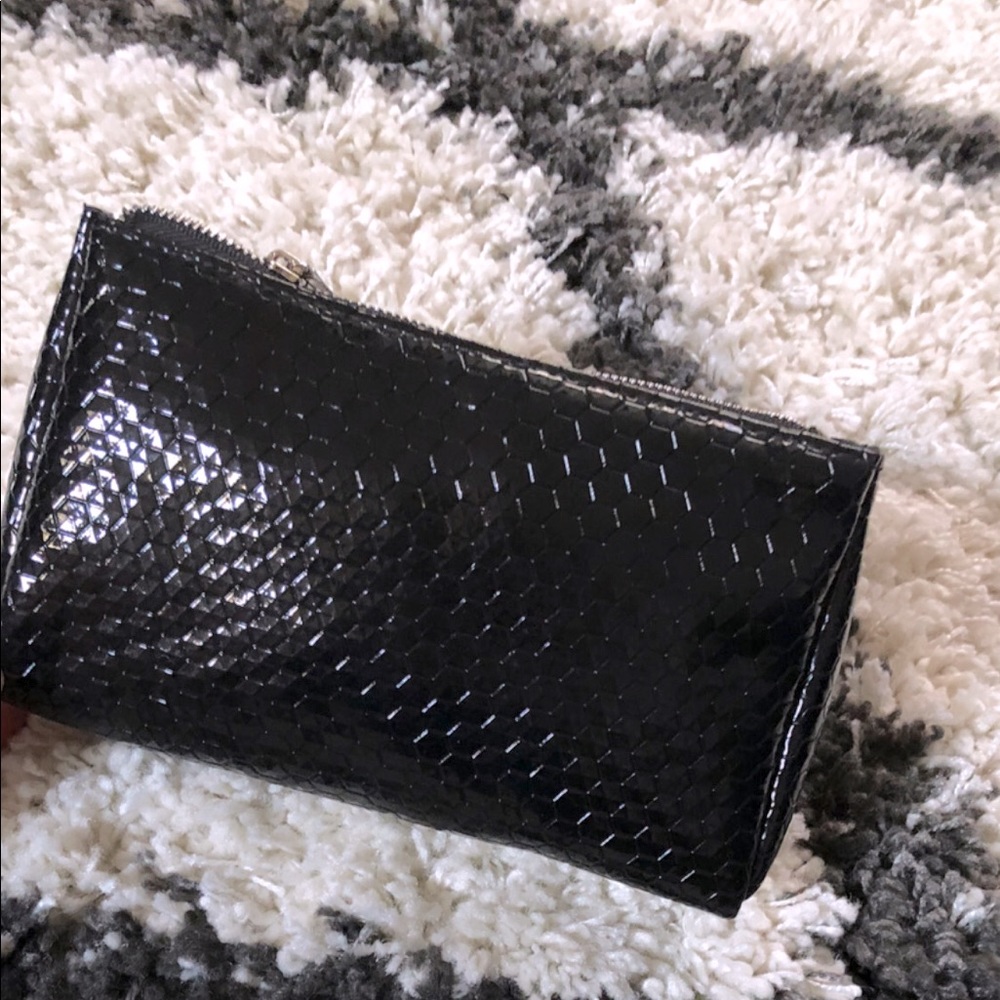 Forever 21 Black Cosmetic Bag